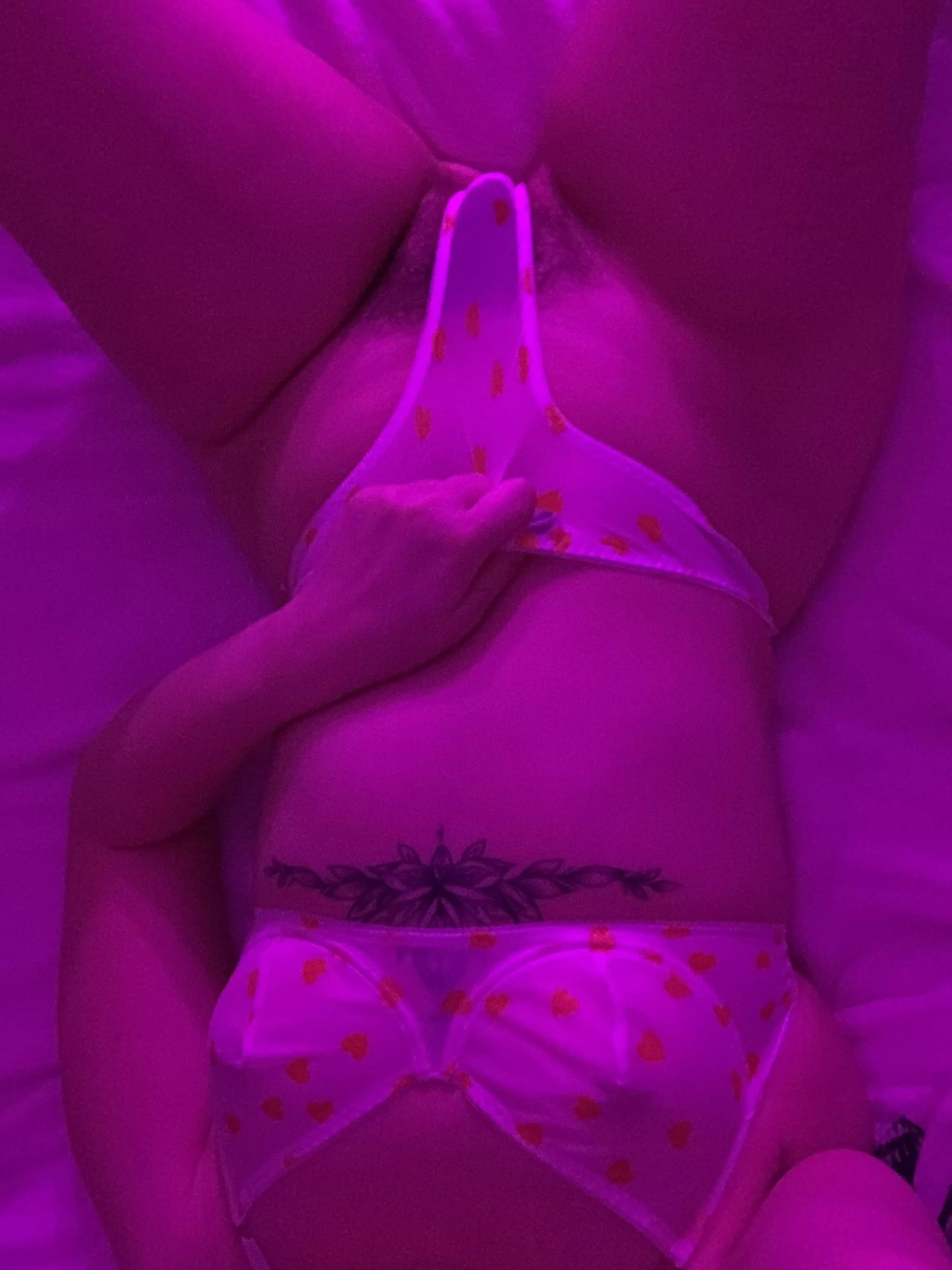 Mmm my clit is so sensitive posted by mackiebabyxoxo