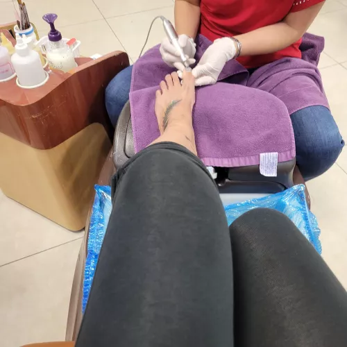 Mmm pampered and ready to play by MistressA2196