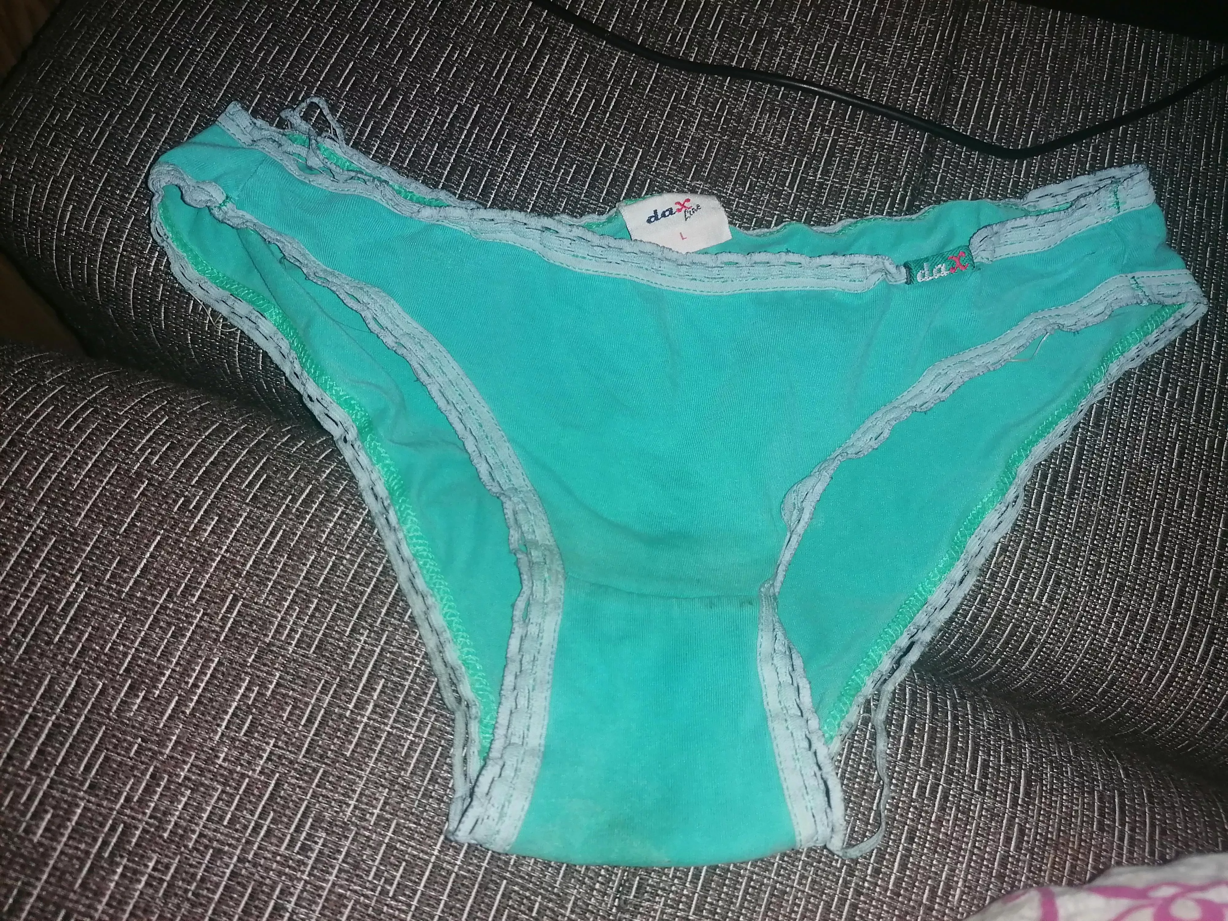 Mmm smelly sister's pussy. posted by rune7734