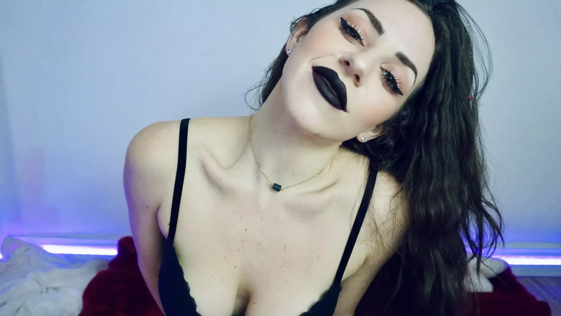 Mmmm posted by fionafeetsies690