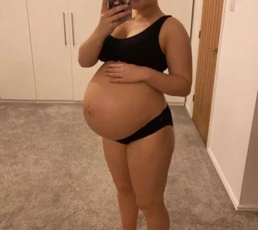 Mmmm look at this big belly babes. I’m so big and soooo full I’m not sure how much bigger I can get! Rub my belly and fill me with more cum. Am I sexy?😈🥵❤️🤰🏻🤰🏻🤰🏻 by Taylor_Cross_