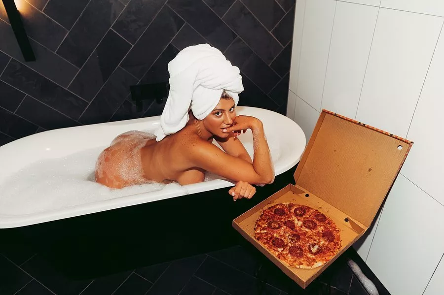 Mmmm pizza! posted by luv___2___race