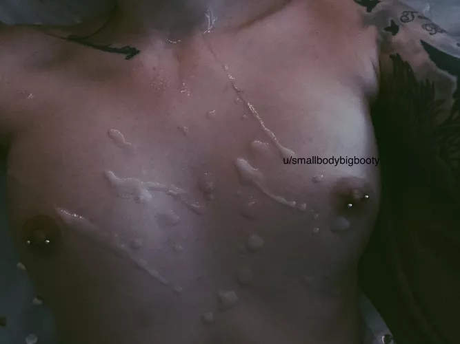 mmmmm by SmallBodyBigBooty