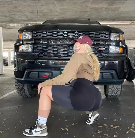 Mochas so Phat by YaZeeMee