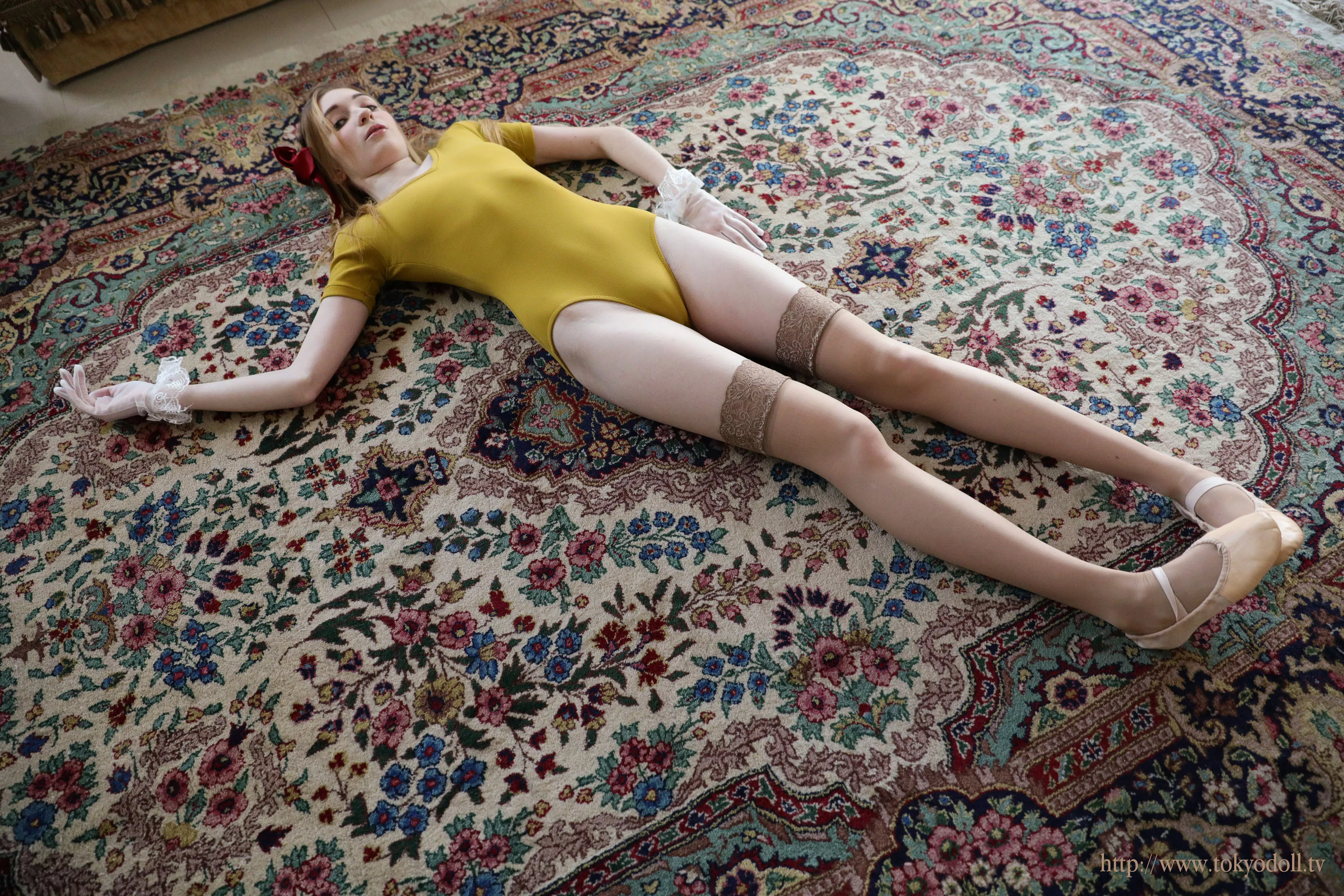 model: Olya R, set: 002 posted by bosomcake