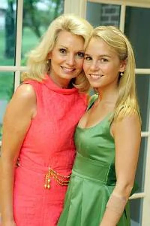 Mom (48)and Daughter (21) by Decent-Confidence268