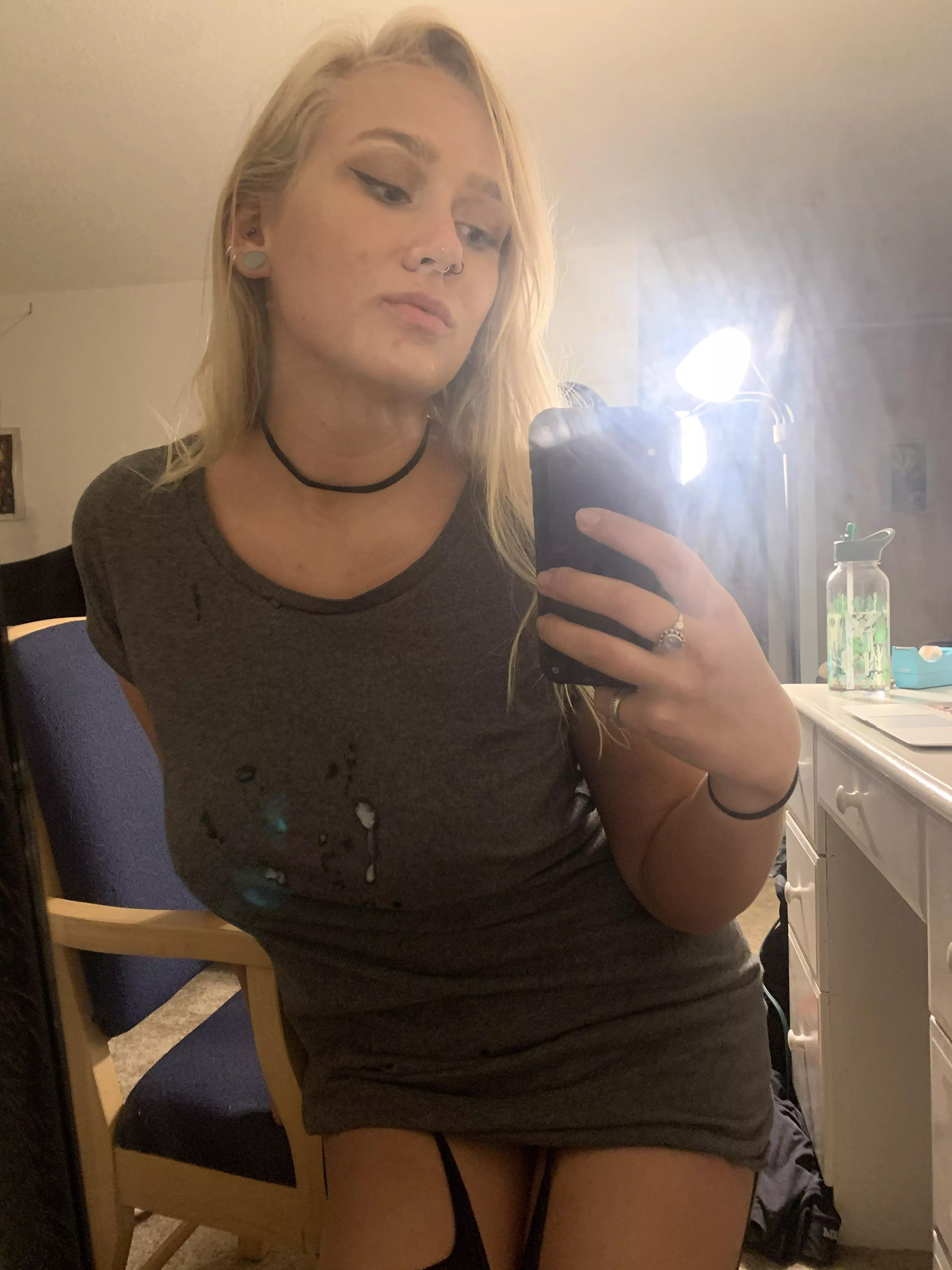 Mom asked what was on my dress.... ummmm, frosting? 😬 posted by zealouszaida