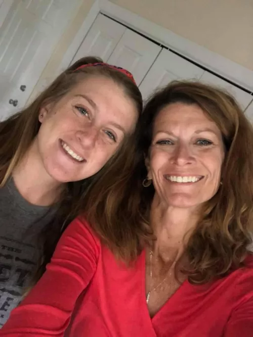 Mom & daughter 😻🖤❤️ by ganggang89882