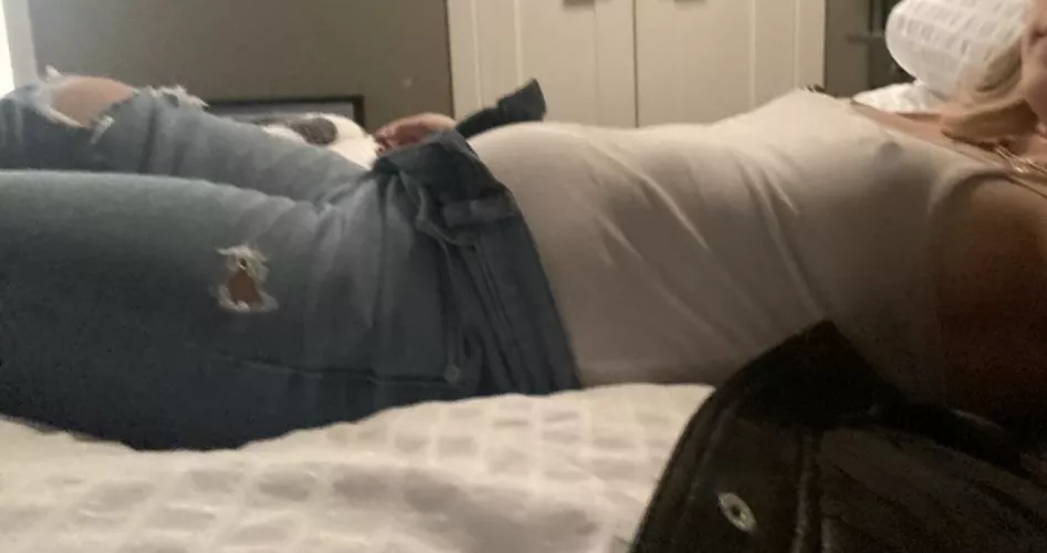 Mom having fun by YoungandBraless