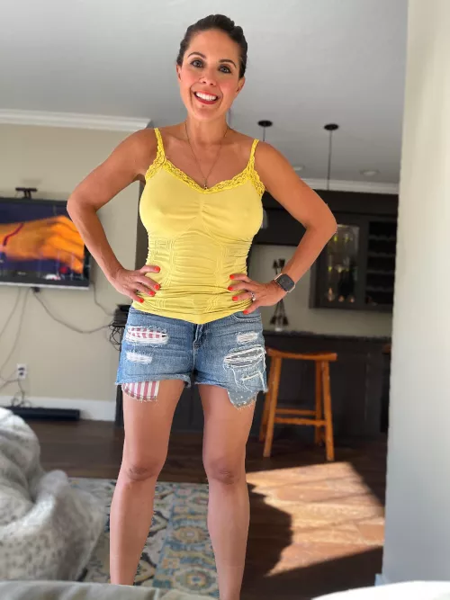 Mom home alone by maynardpoindexter