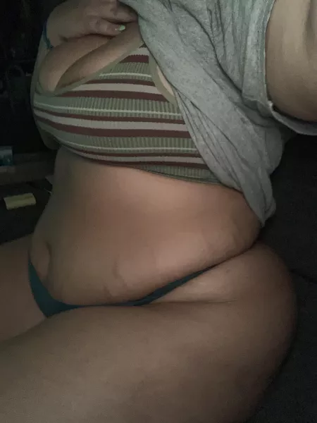 Mom status <3 by _Therealzo