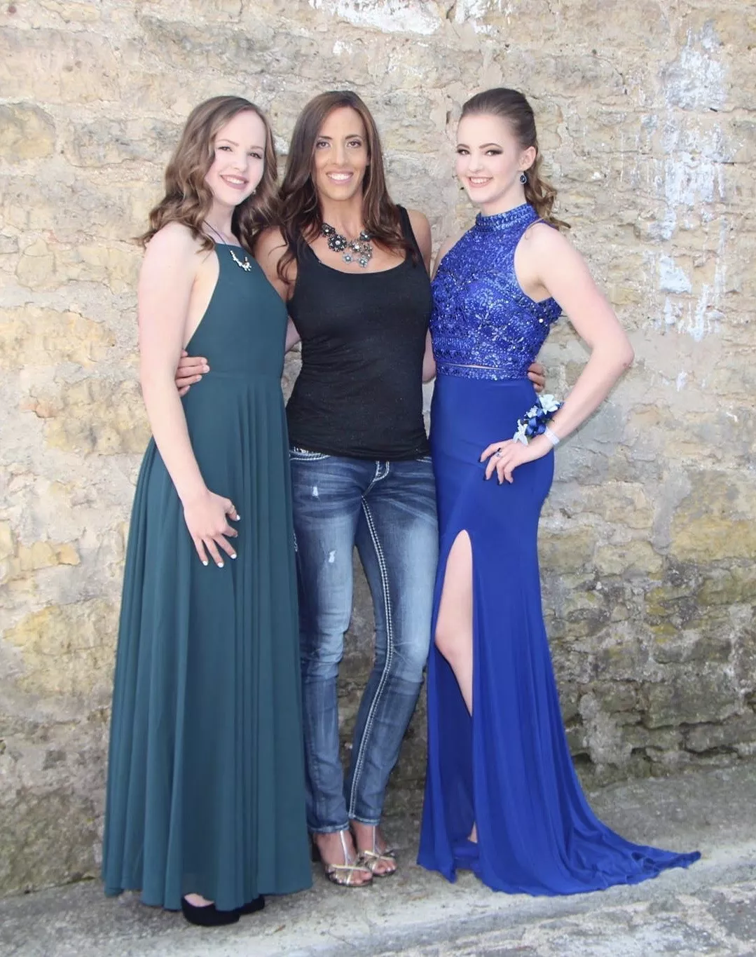 Mom, twins…a dream come true posted by iamacumtributer