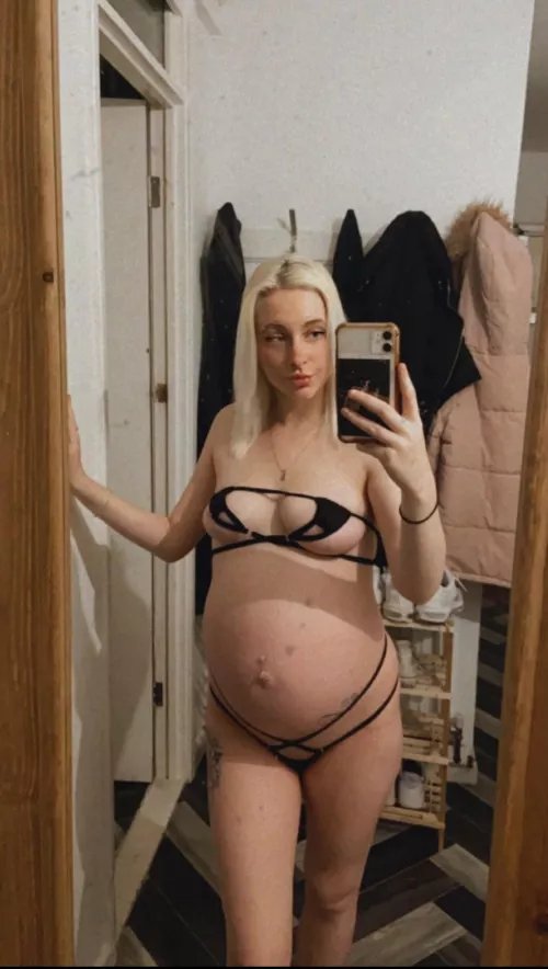 Momma needs her needs met🤤could you help?😈 by LillzHannah