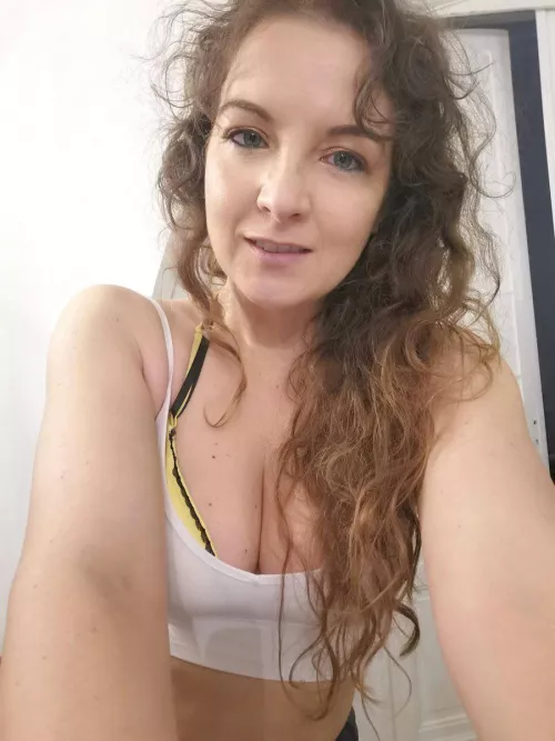 Mommy is looking for a submissive sissy slave Snapchat: Goddesshell12 by Mistressrose28