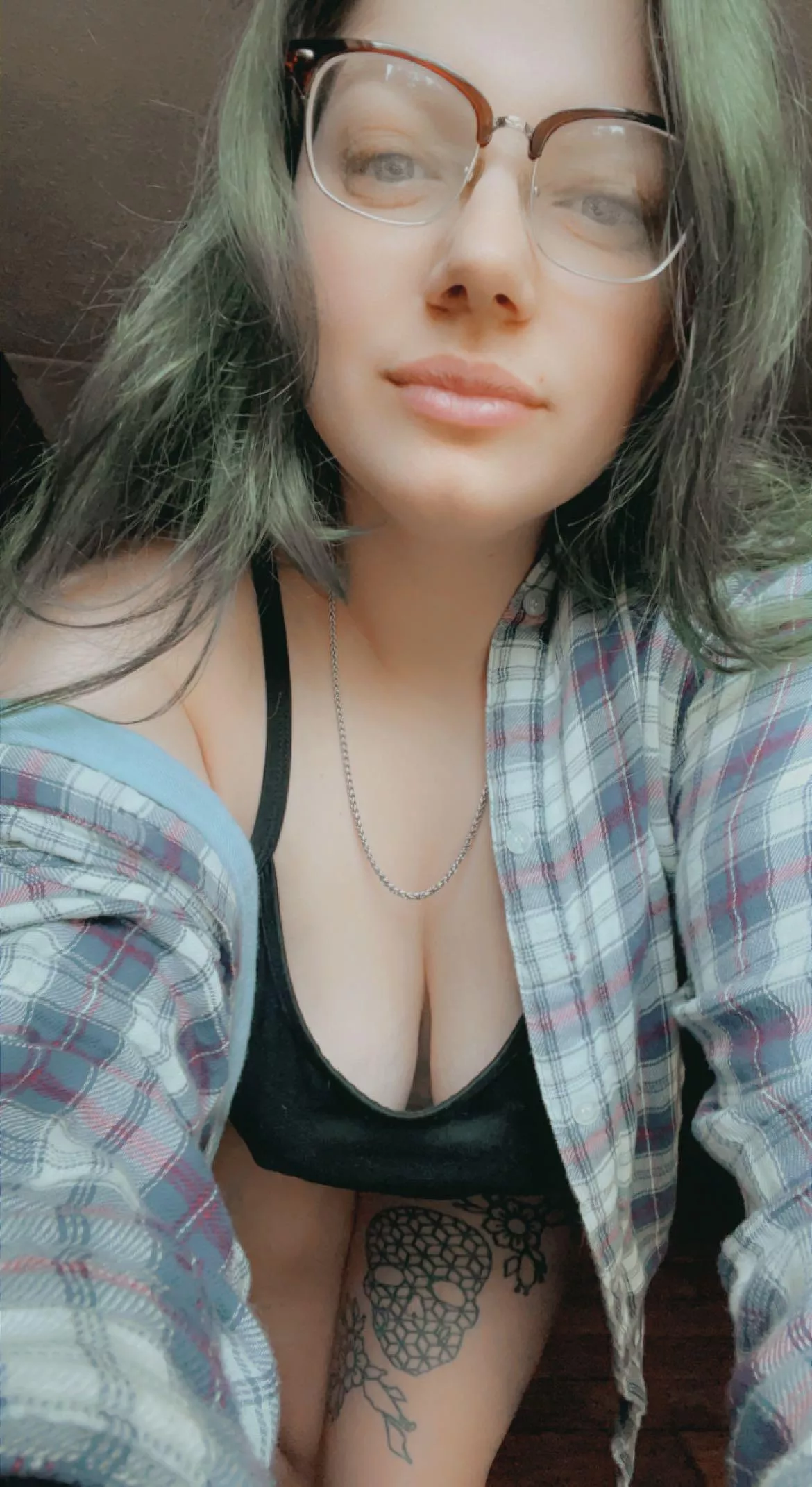 Mommy needs morning sex 🤤 any takers 🤪 posted by Babyabie