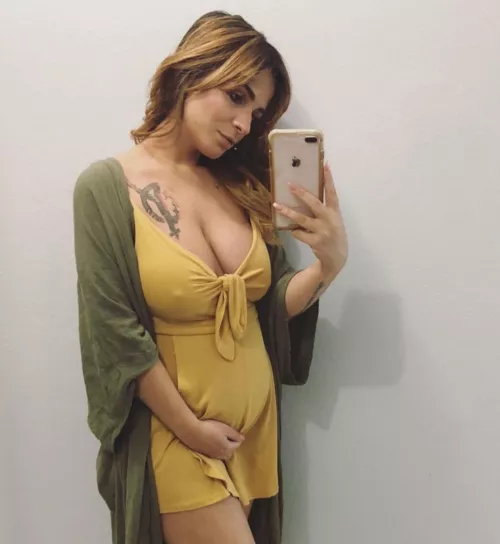 Mommy 🥵 small but big 😳 by babyydadyy