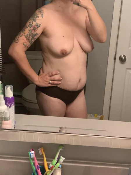 Mom-of two-bod ✌️ by Rude_Session_9852