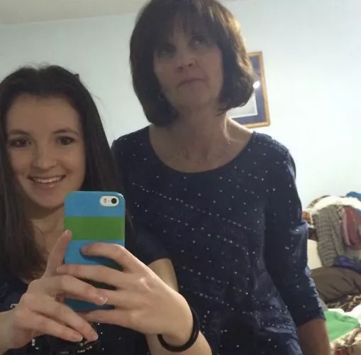 Mom’s got something on her mind by JdFourteen