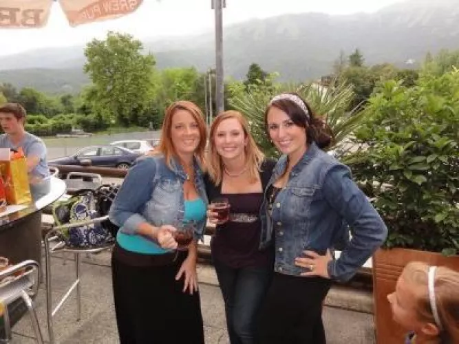 Moms night out by throwaway273044