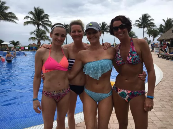 Moms on vacation by JacksonJIrish