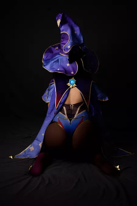 Mona from Genshin Impact by QueenieSoles