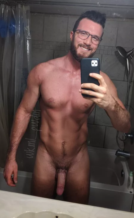 [M]onday is over! Now come here! by wkml_pwdm