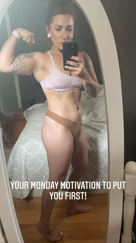 Monday motivation to make your goals a priority 💪🏻 by WorkOutKitty
