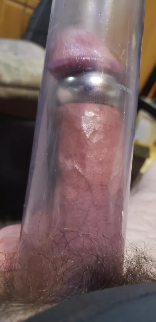 Monday pump by gilfkindofman