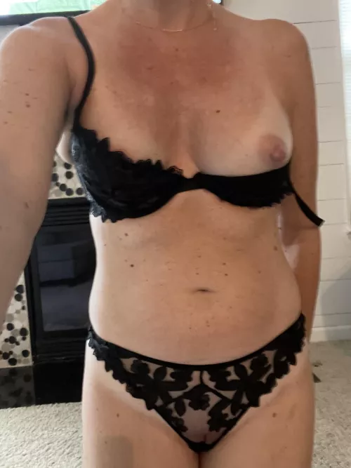 Monday, ugh by milfnxtdr