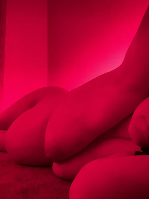 Monday vibes of being naked by Ill-Mail8978