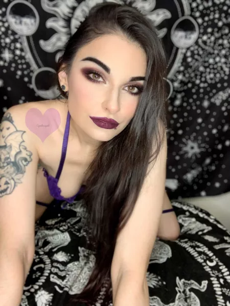 Mondays can be hard but I sure hope you are too ;) by Cyndas-quil