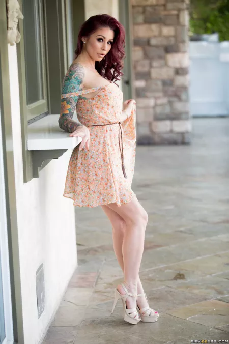 Monique Alexander by classelegant