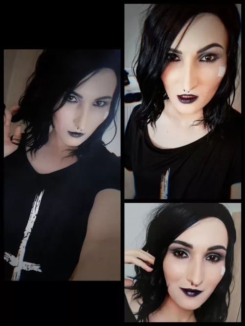 Monochromatic ⚫⚪ by Foxy_Femboi