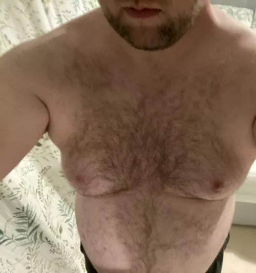 Moobs out 😅 by NilasGomme