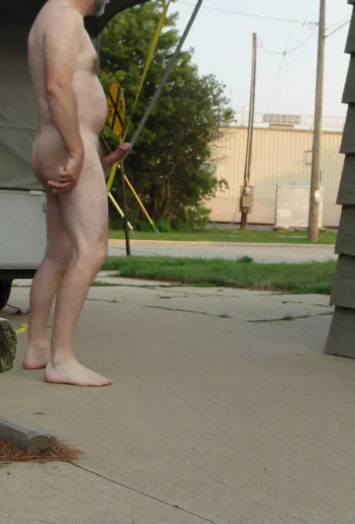 More driveway fun - 50/Str8, cut by hardondevil