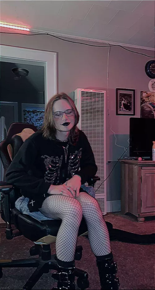 More photos later 😘 by deadviolet5