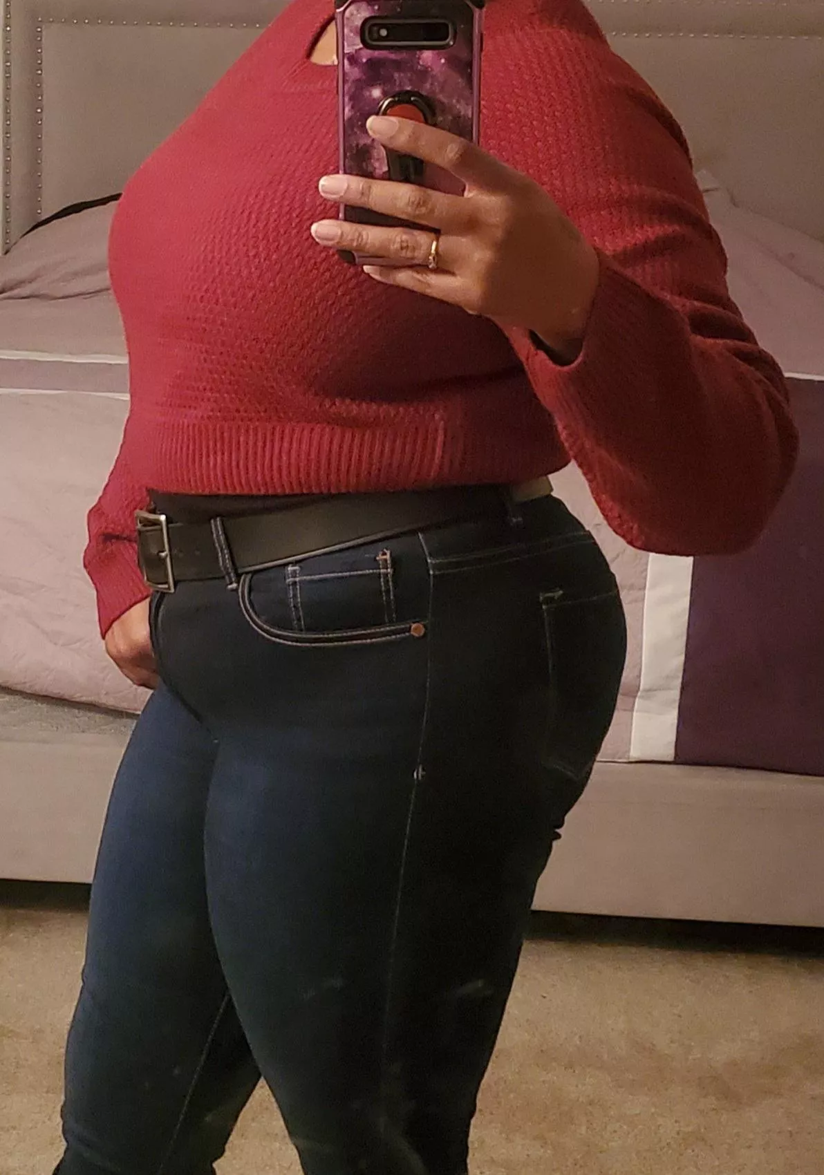 More pics in my jeans they say...well here's another one. posted by Comeplaywitme25