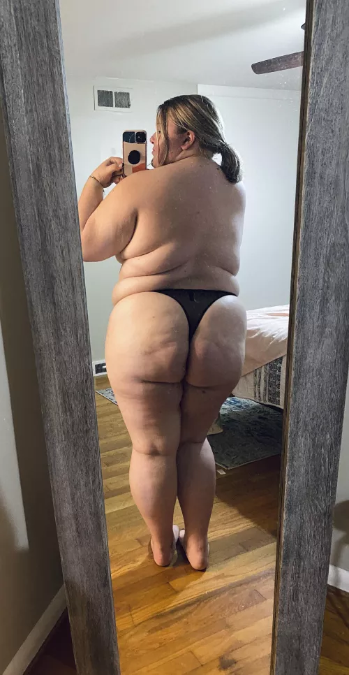 More than a handful 😉 by ijustneedattention