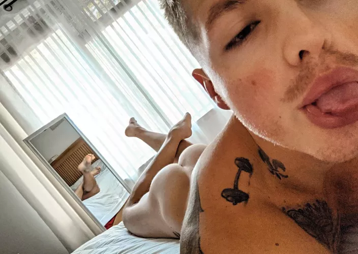 Mornin ☀️ by NikolaiiBrazen