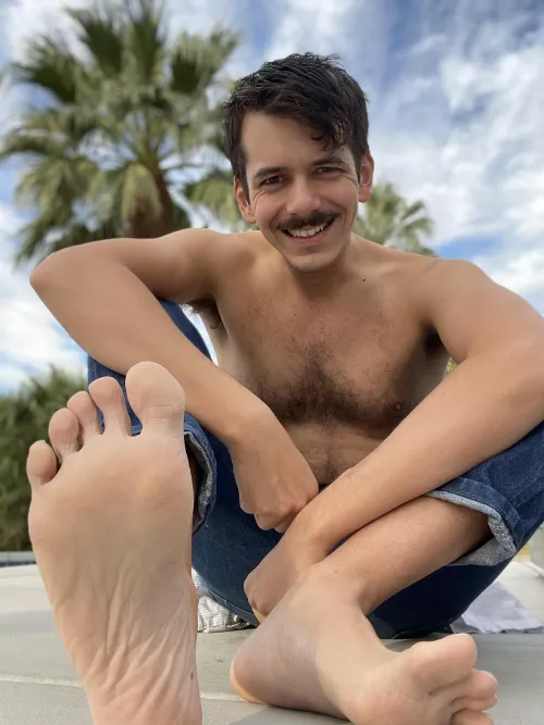 Morning, boys. by ShowOffJonah