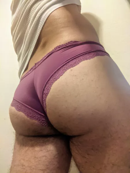 Morning bum 😉 by mranon187