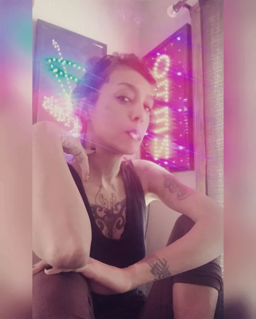 Morning cig 🚬 smoking by painalpeggy