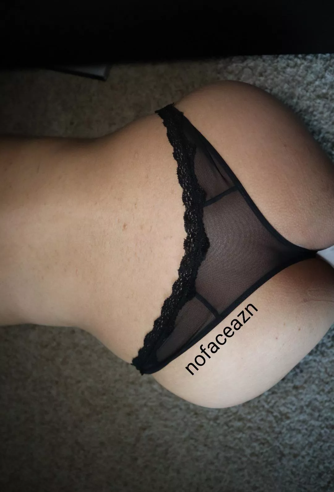 Morning curves 💗 posted by nofaceazn