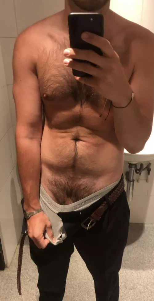 Morning. DMs open 👋 by mjd4747