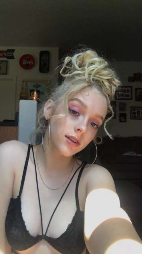 Morning dudes by AlyssaWamsley