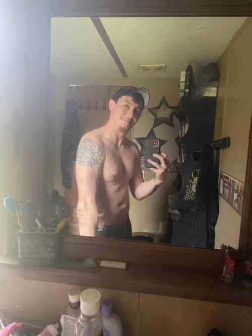 Morning everyone by Freaktounge69