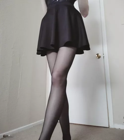 Morning girls ❤️ by leggscd