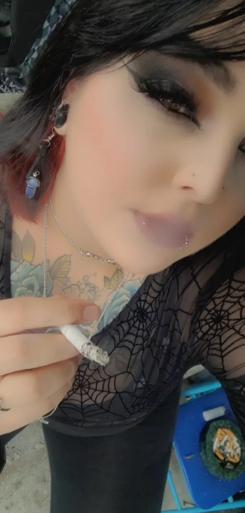 Morning guys 🥰 by MizzDabQueen707