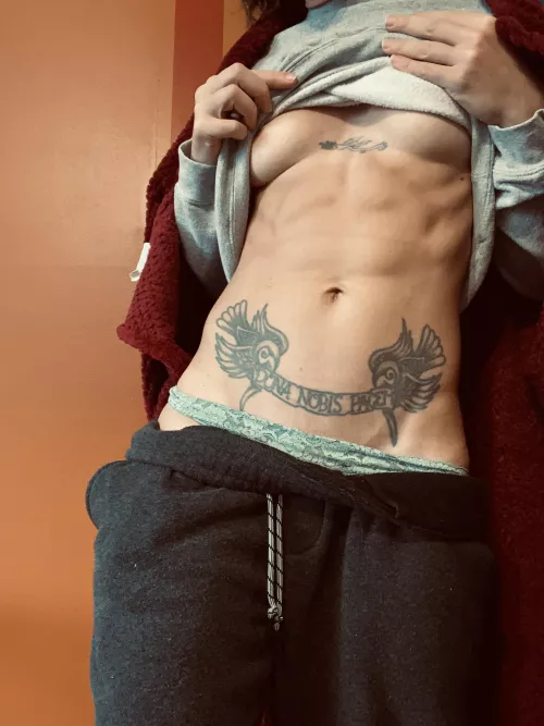 Morning! I used chocolate milk for my oatmeal this morning. Happy belly. by do_you_a_sneak