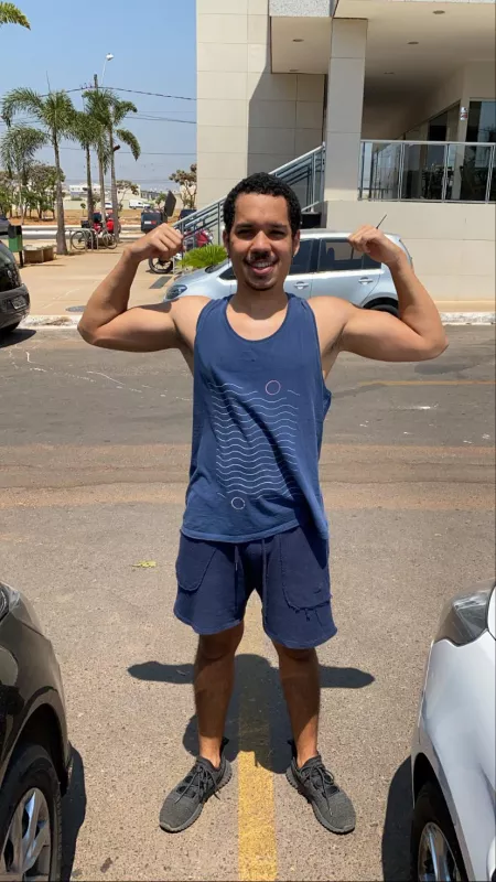 Morning! Just got back from the gym, feeling myself. 😎 by SkimpyMars